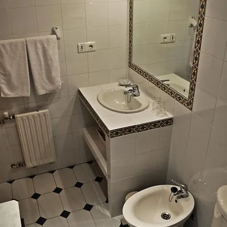 A Bouza Guest House Samieira Room photo